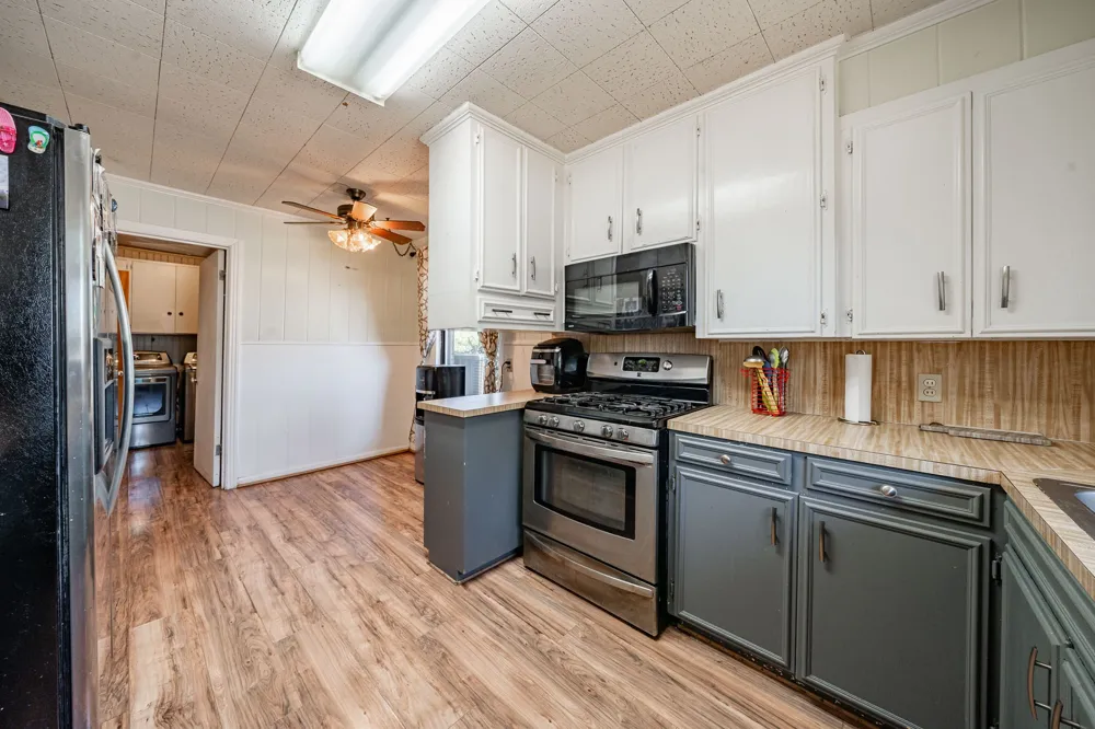 514 W Lake Drive Hamlin, TX 79520