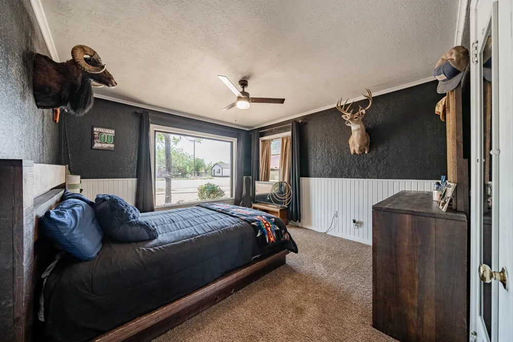 514 W Lake Drive Hamlin, TX 79520