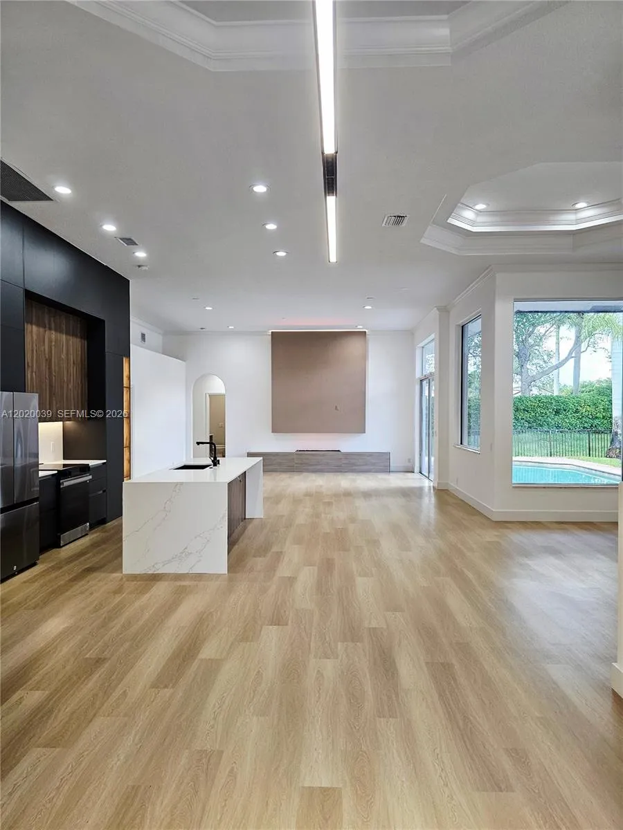 18951 SW 30th St Miramar, FL 33029