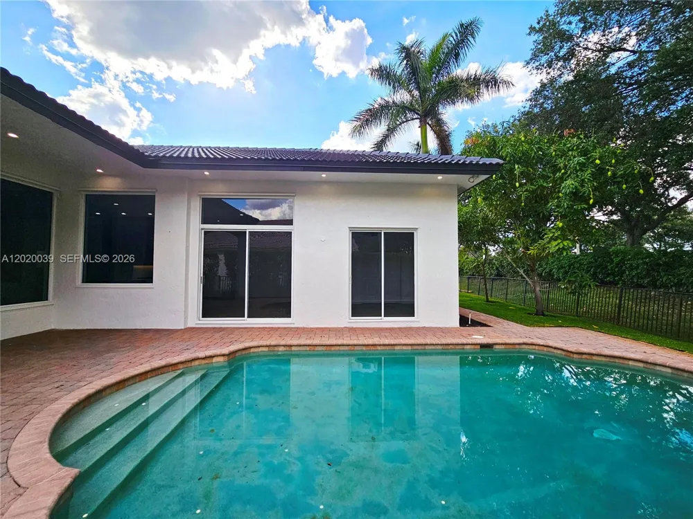 18951 SW 30th St Miramar, FL 33029