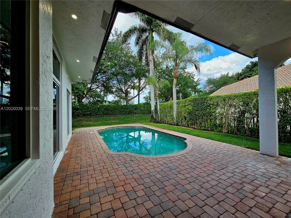 18951 SW 30th St Miramar, FL 33029