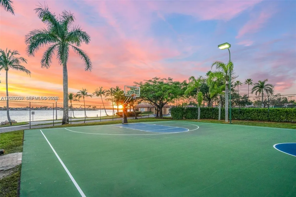18951 SW 30th St Miramar, FL 33029