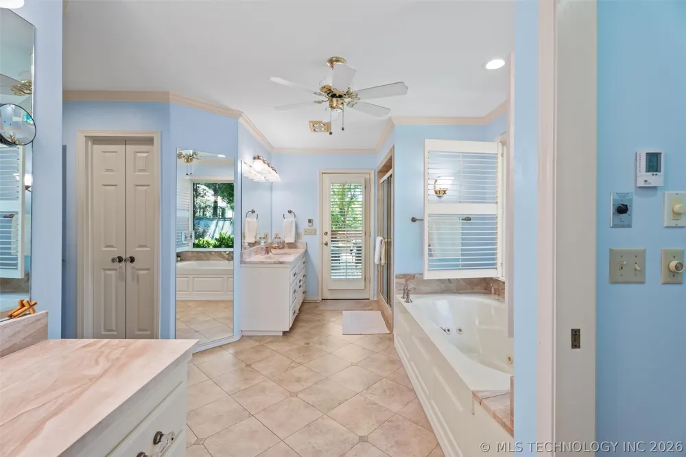 2224 Stonewall Drive Bartlesville, OK 74006
