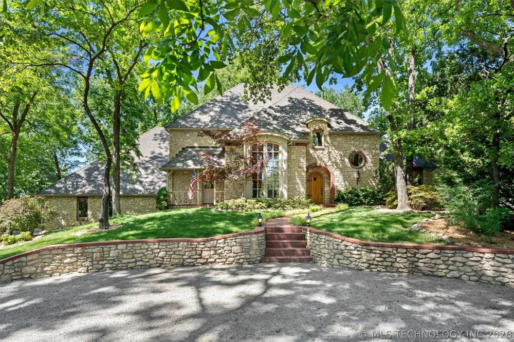 2224 Stonewall Drive Bartlesville, OK 74006