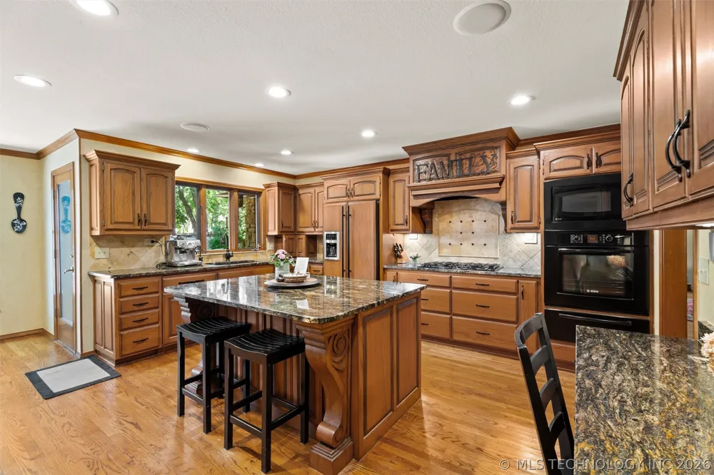 2224 Stonewall Drive Bartlesville, OK 74006