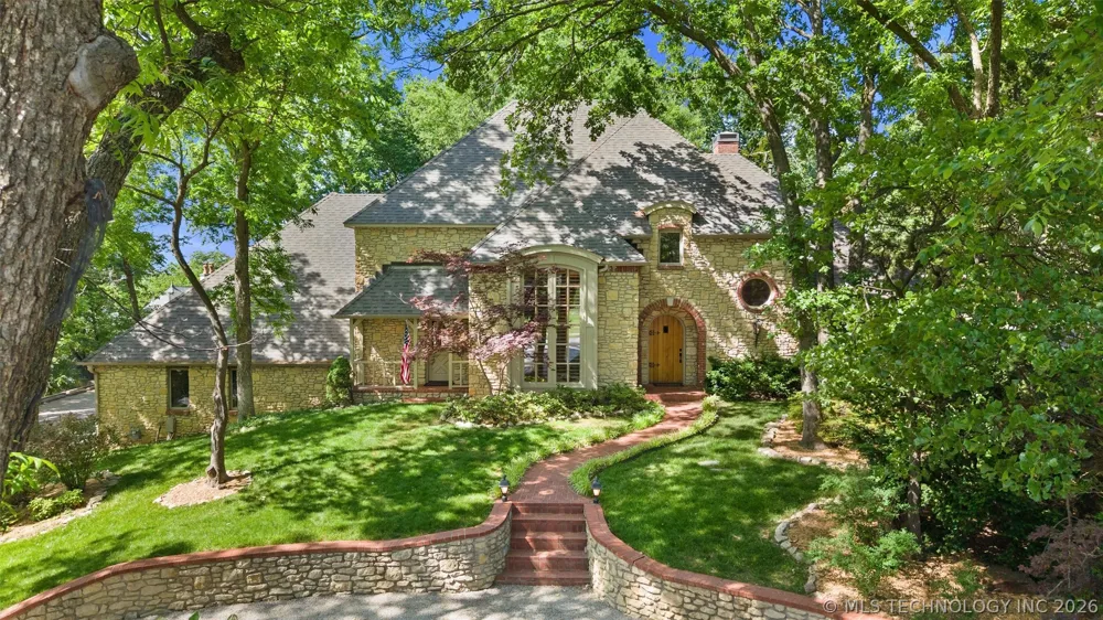 2224 Stonewall Drive Bartlesville, OK 74006