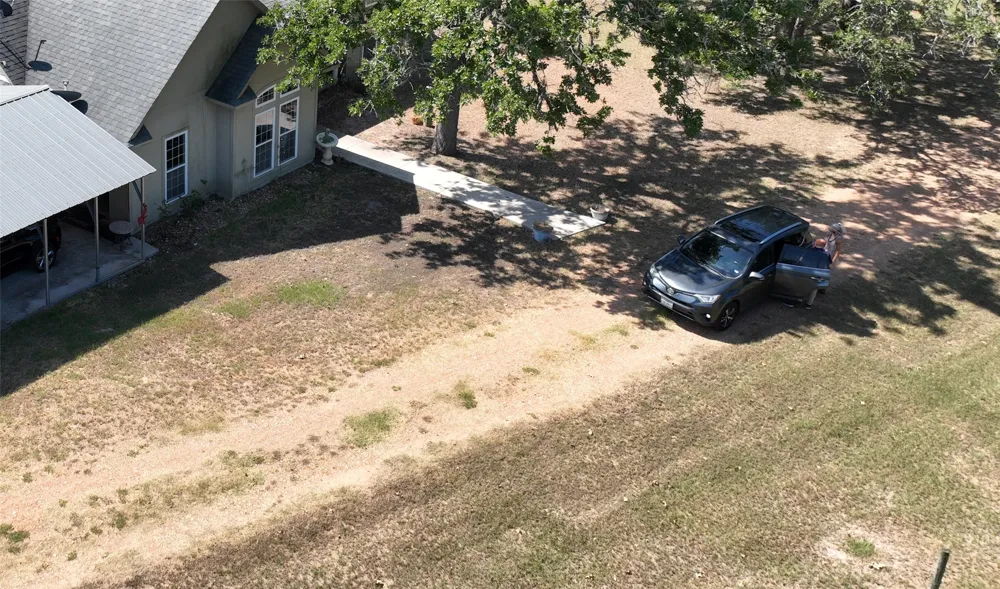 213 Joe Cole Lane Smithville, TX 78957