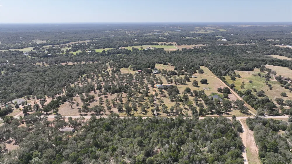 213 Joe Cole Lane Smithville, TX 78957