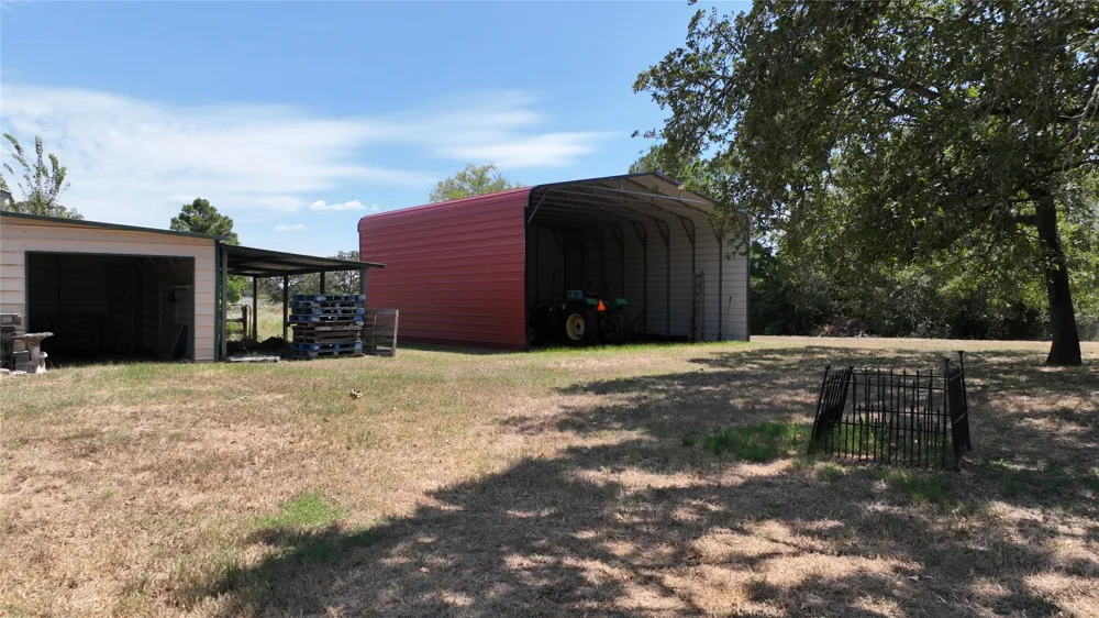 213 Joe Cole Lane Smithville, TX 78957