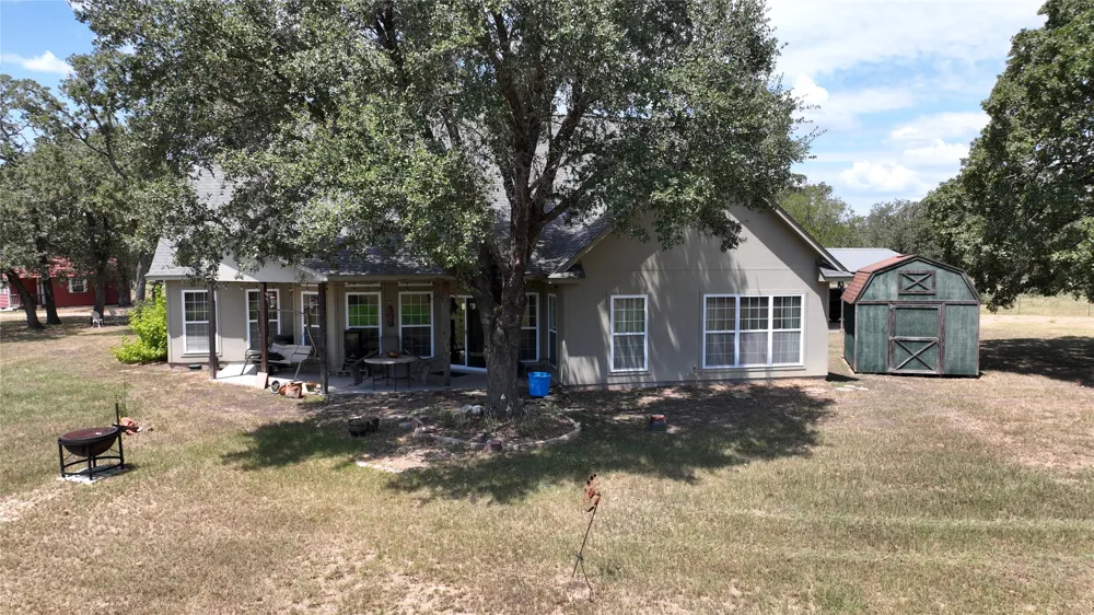 213 Joe Cole Lane Smithville, TX 78957
