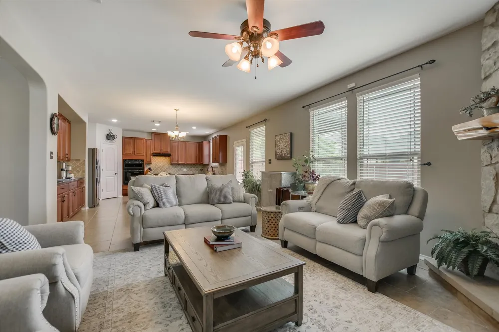 112 Pauline Cove Kyle, TX 78640