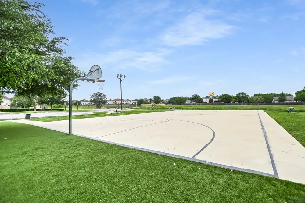 112 Pauline Cove Kyle, TX 78640