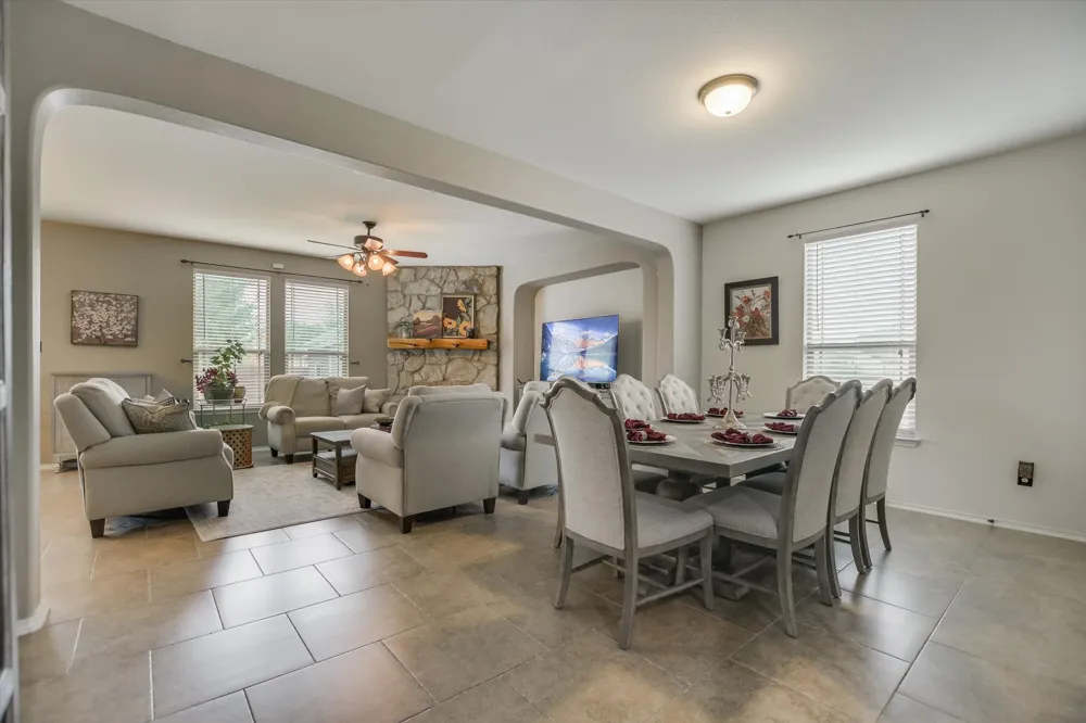 112 Pauline Cove Kyle, TX 78640