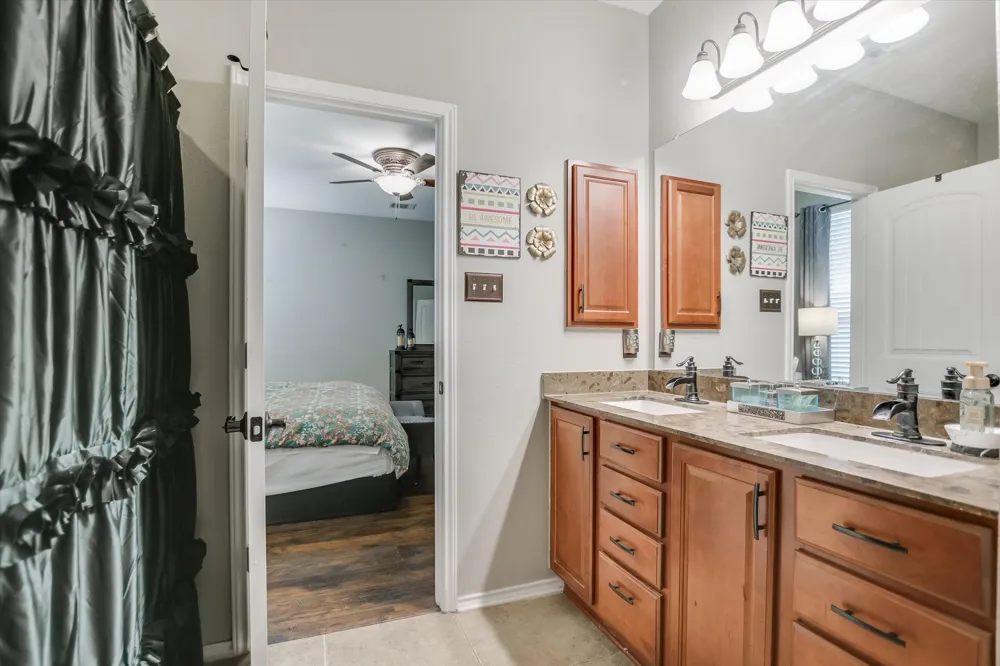 112 Pauline Cove Kyle, TX 78640