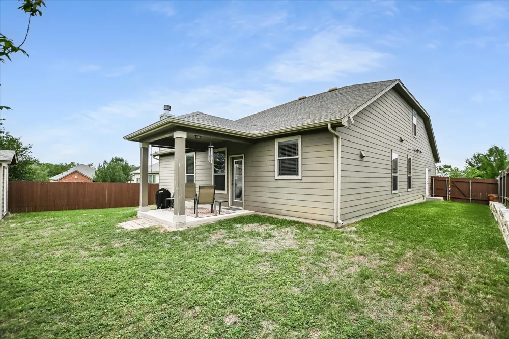 112 Pauline Cove Kyle, TX 78640