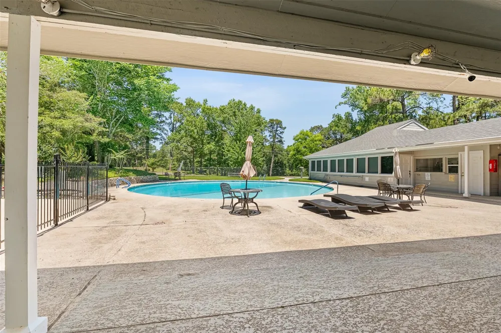 10 Lost Circle Coldspring, TX 77331