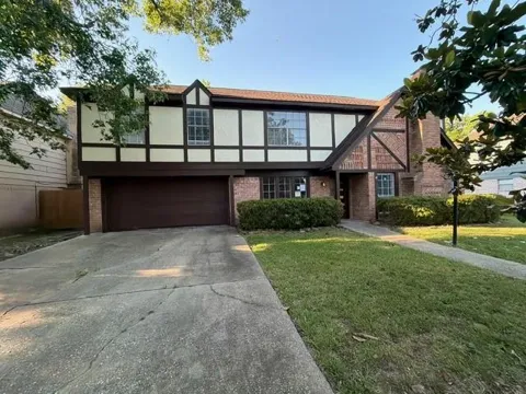 5719 Green Timbers Drive