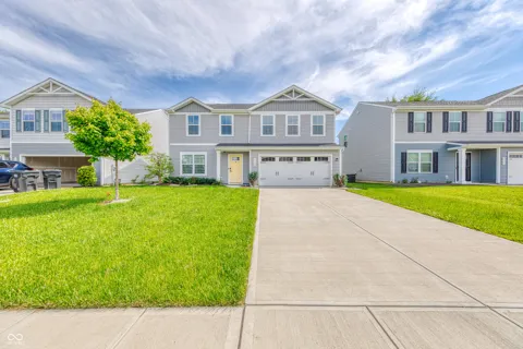 9758 Oak Grove Drive