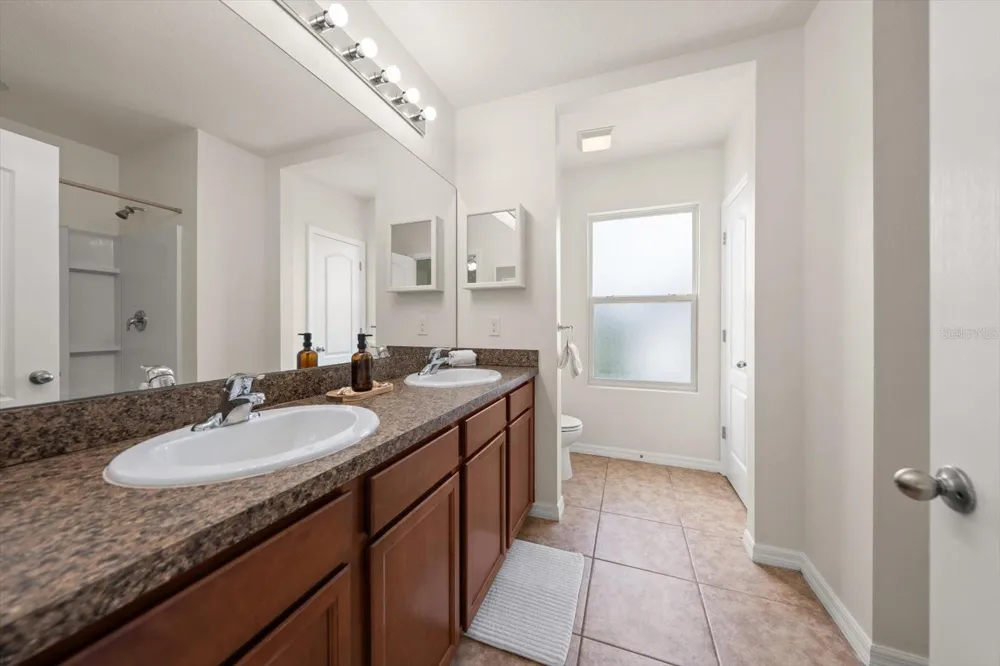 774 ASHENTREE DRIVE Plant City, FL 33563