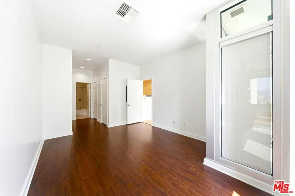 3810 Wilshire Boulevard #605 Los Angeles, CA 90010