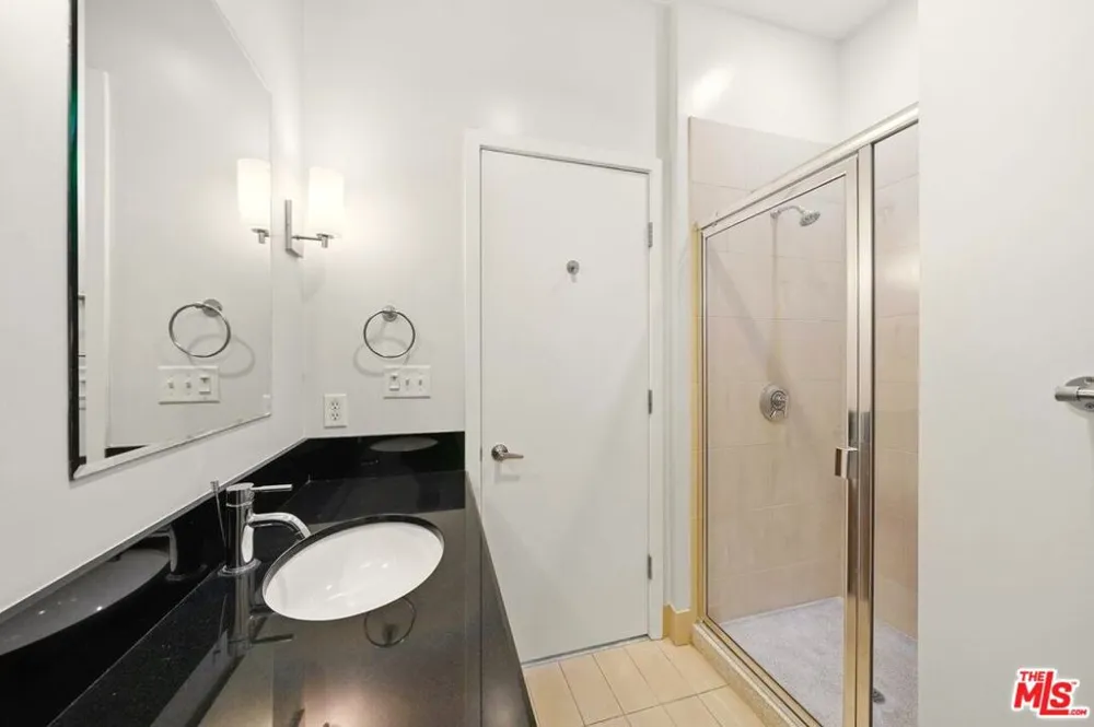 3810 Wilshire Boulevard #605 Los Angeles, CA 90010