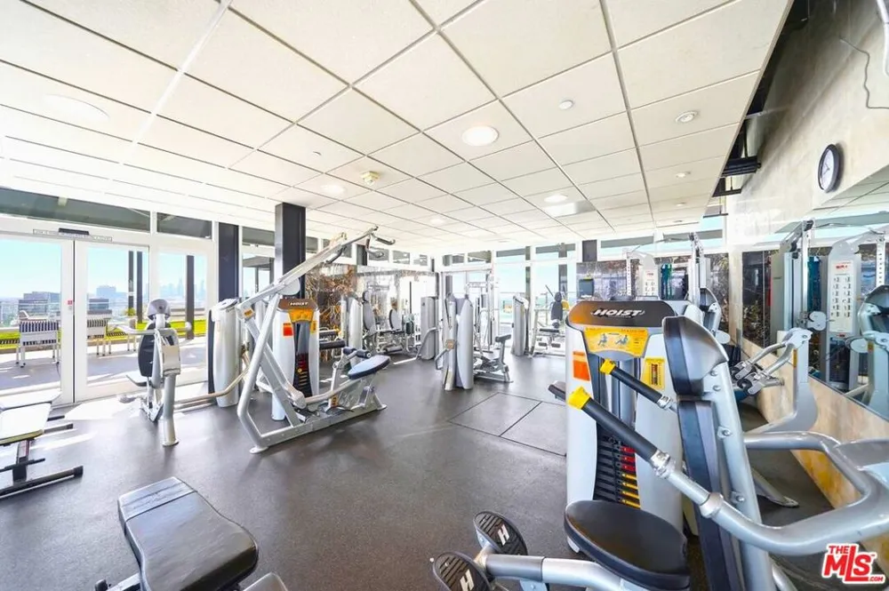3810 Wilshire Boulevard #605 Los Angeles, CA 90010