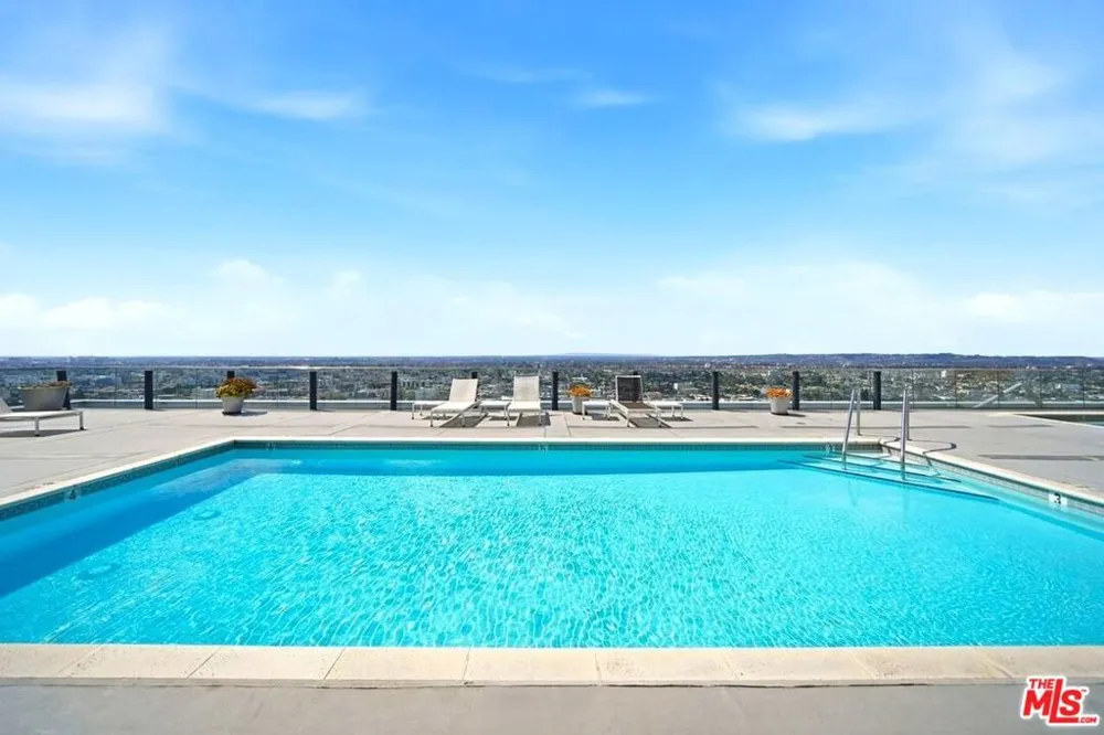 3810 Wilshire Boulevard #605 Los Angeles, CA 90010