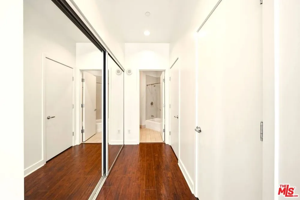 3810 Wilshire Boulevard #605 Los Angeles, CA 90010