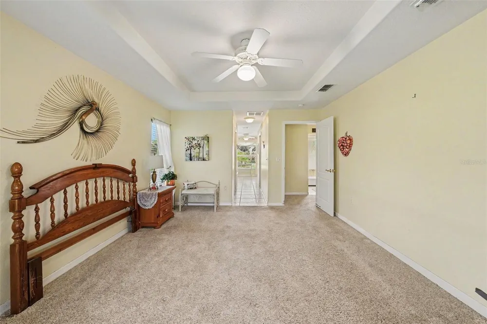 11132 MOSHIE LANE San Antonio, FL 33576