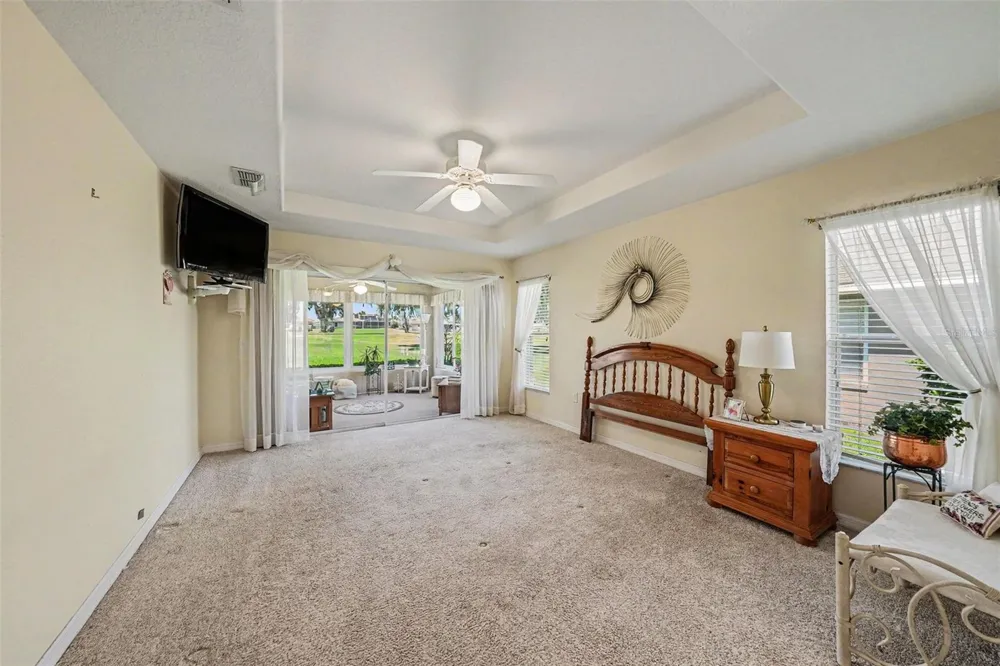 11132 MOSHIE LANE San Antonio, FL 33576