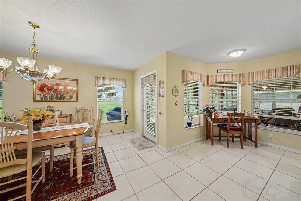 11132 MOSHIE LANE San Antonio, FL 33576