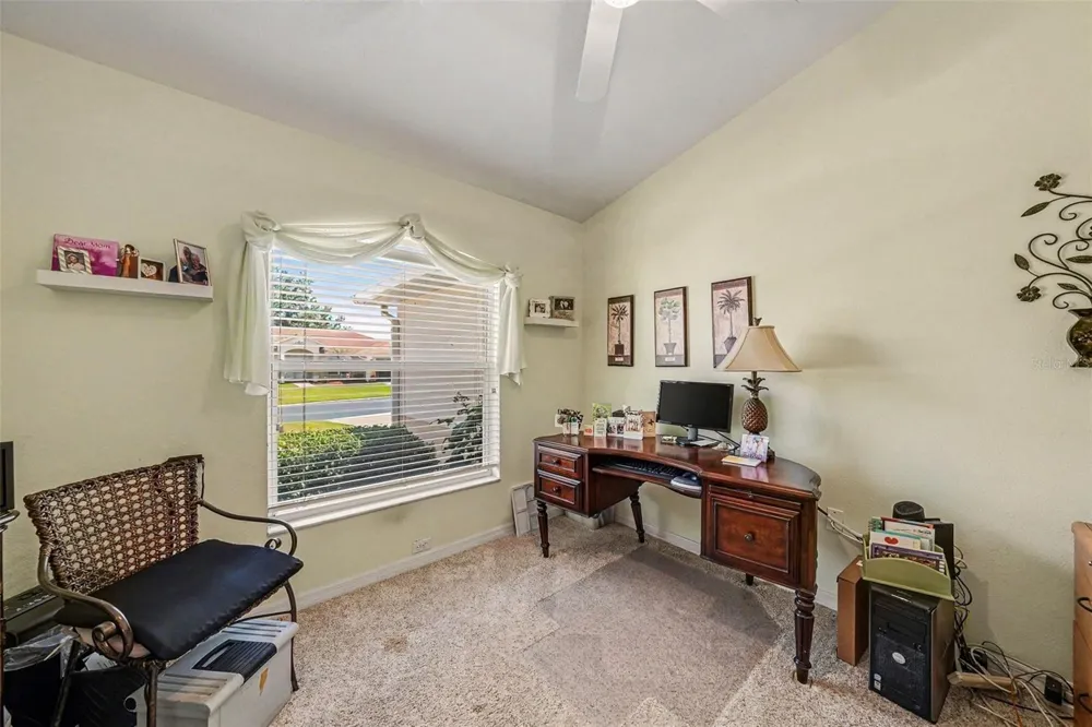 11132 MOSHIE LANE San Antonio, FL 33576