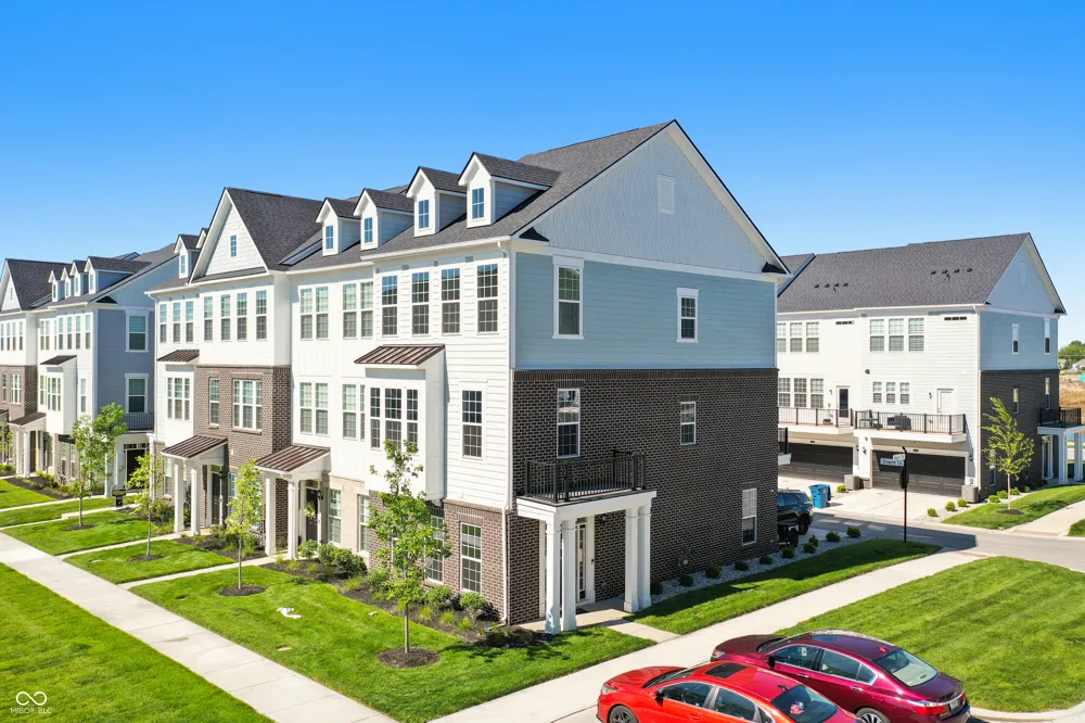 14579 Elsmere Lane Carmel, IN 46074