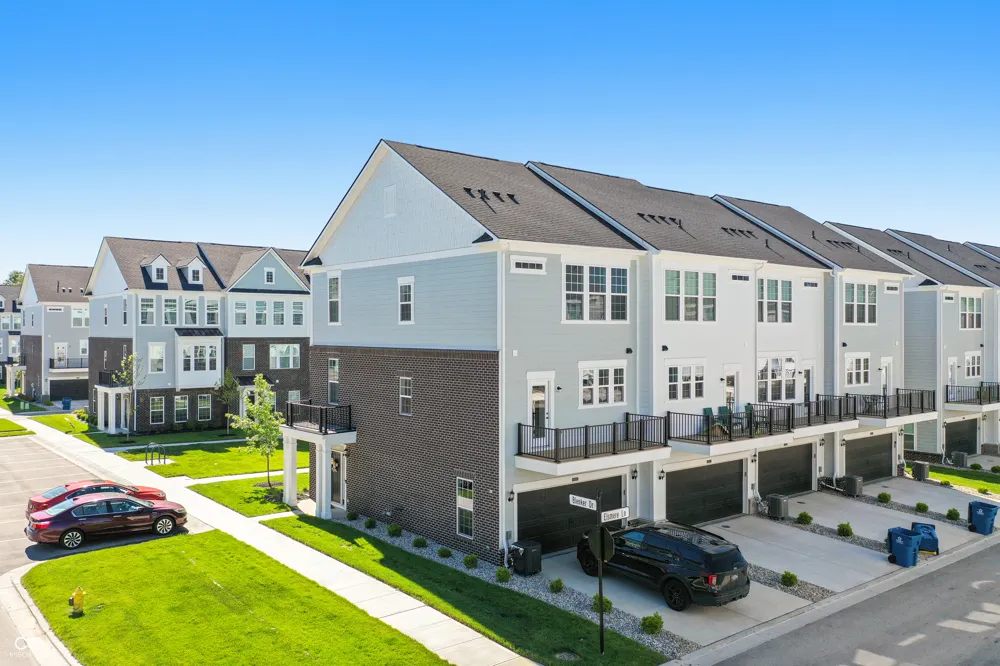 14579 Elsmere Lane Carmel, IN 46074