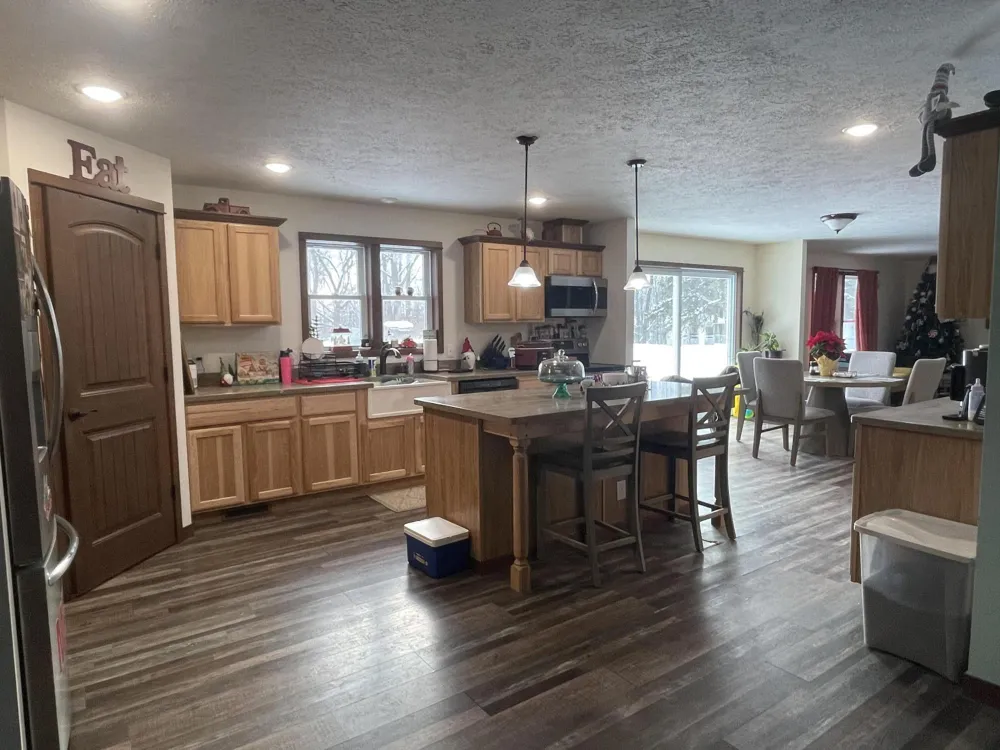 33067 School Street Dowagiac, MI 49047