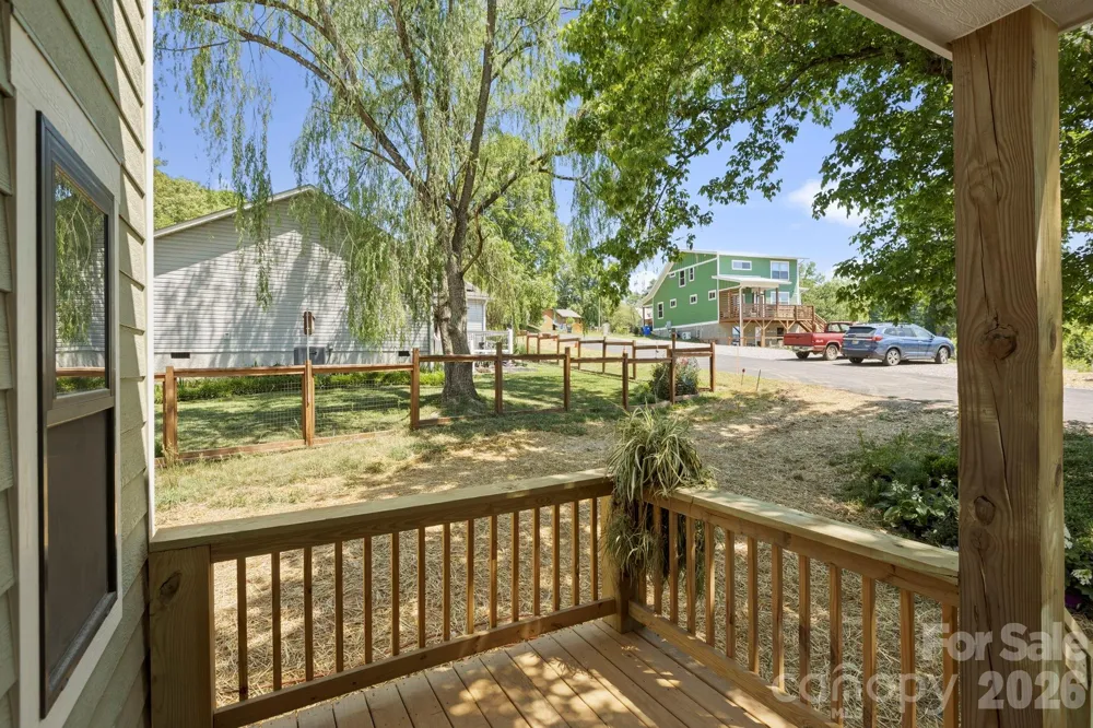 11 Fireside Drive Asheville, NC 28806