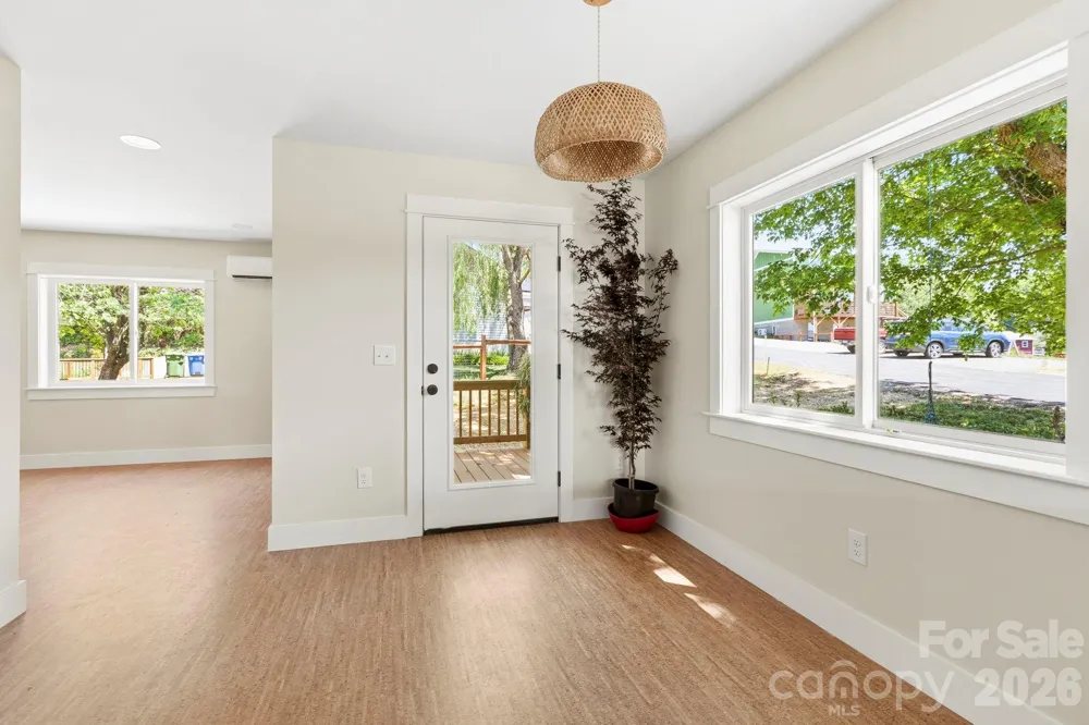 11 Fireside Drive Asheville, NC 28806
