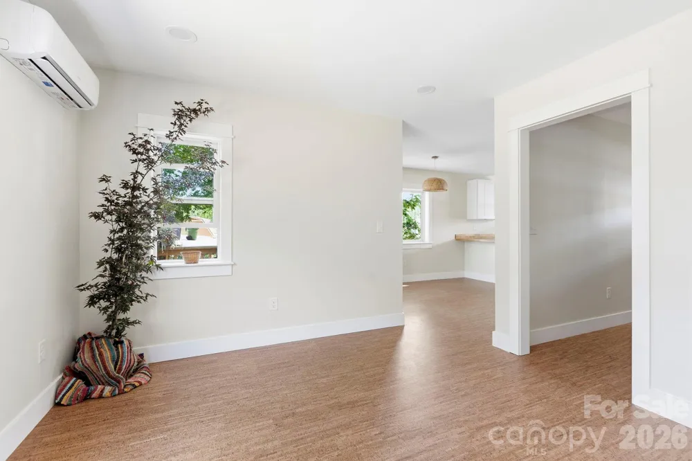 11 Fireside Drive Asheville, NC 28806