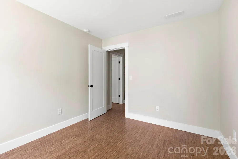 11 Fireside Drive Asheville, NC 28806