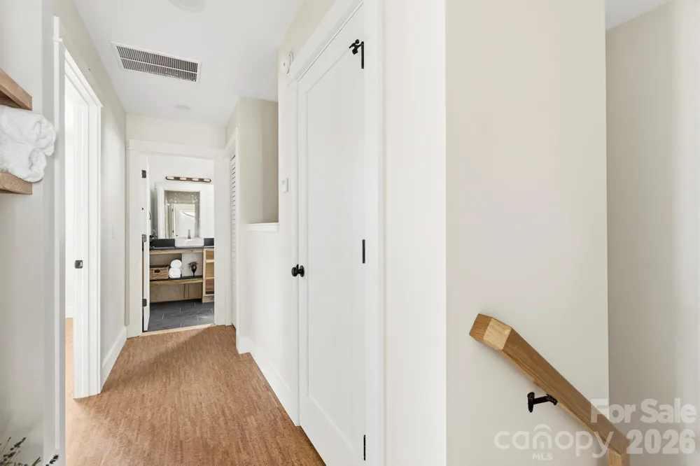 11 Fireside Drive Asheville, NC 28806