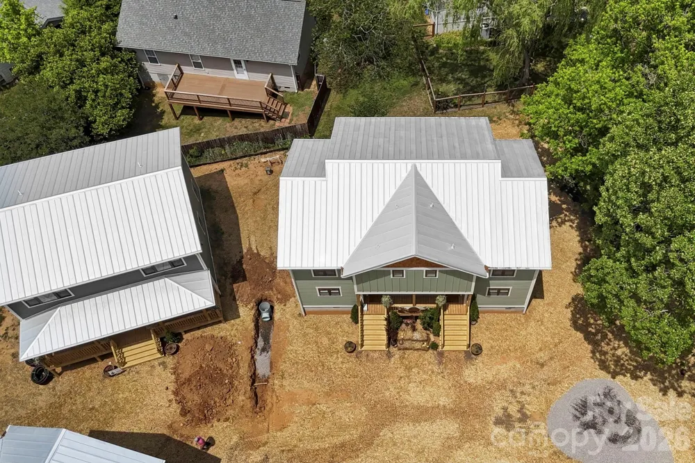 11 Fireside Drive Asheville, NC 28806