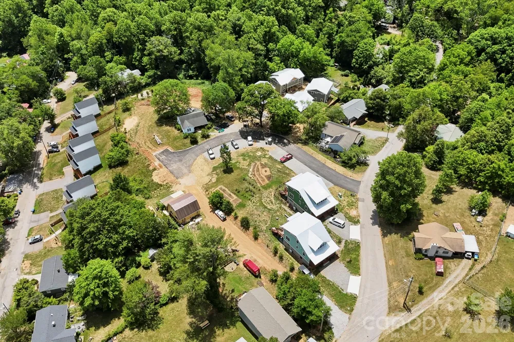 11 Fireside Drive Asheville, NC 28806