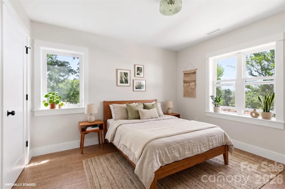 11 Fireside Drive Asheville, NC 28806