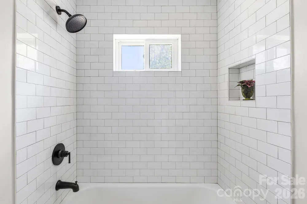 21 Fireside Drive Asheville, NC 28806
