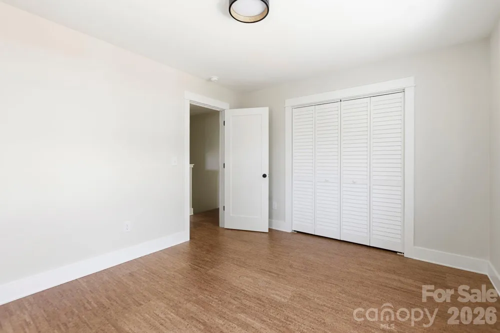 21 Fireside Drive Asheville, NC 28806