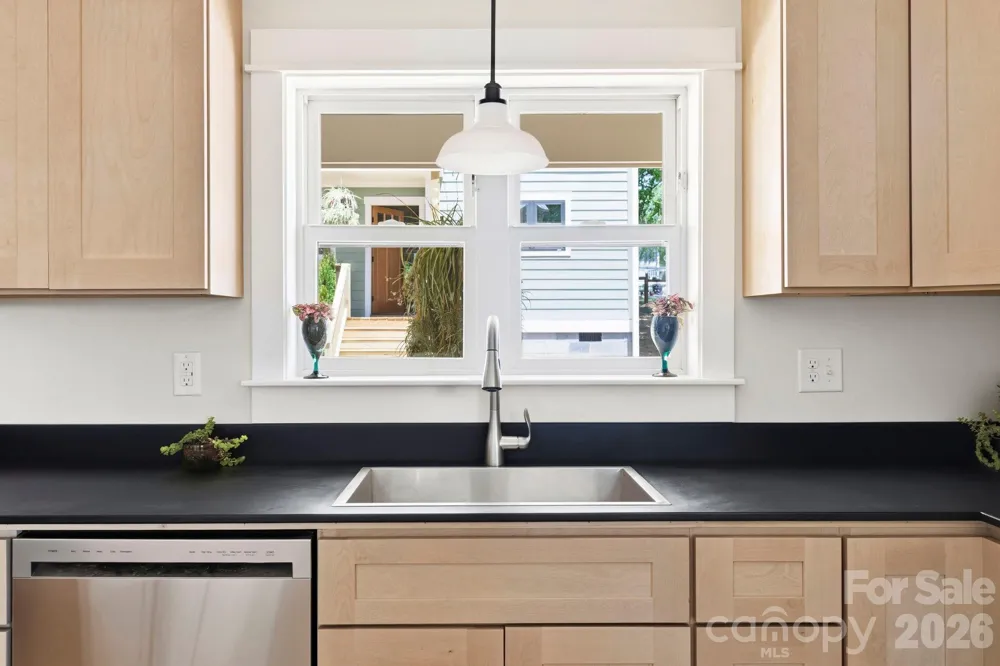 21 Fireside Drive Asheville, NC 28806