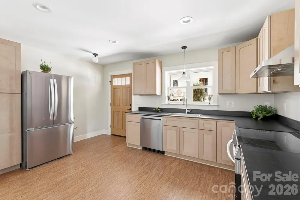 21 Fireside Drive Asheville, NC 28806