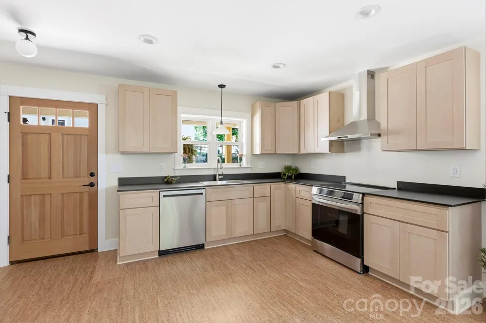 21 Fireside Drive Asheville, NC 28806