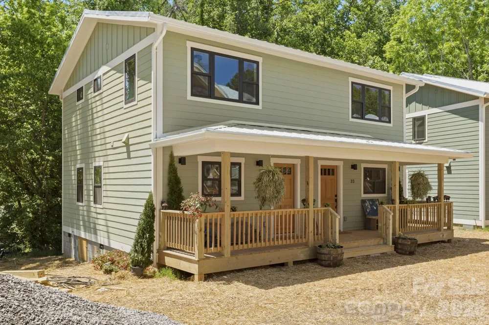 21 Fireside Drive Asheville, NC 28806