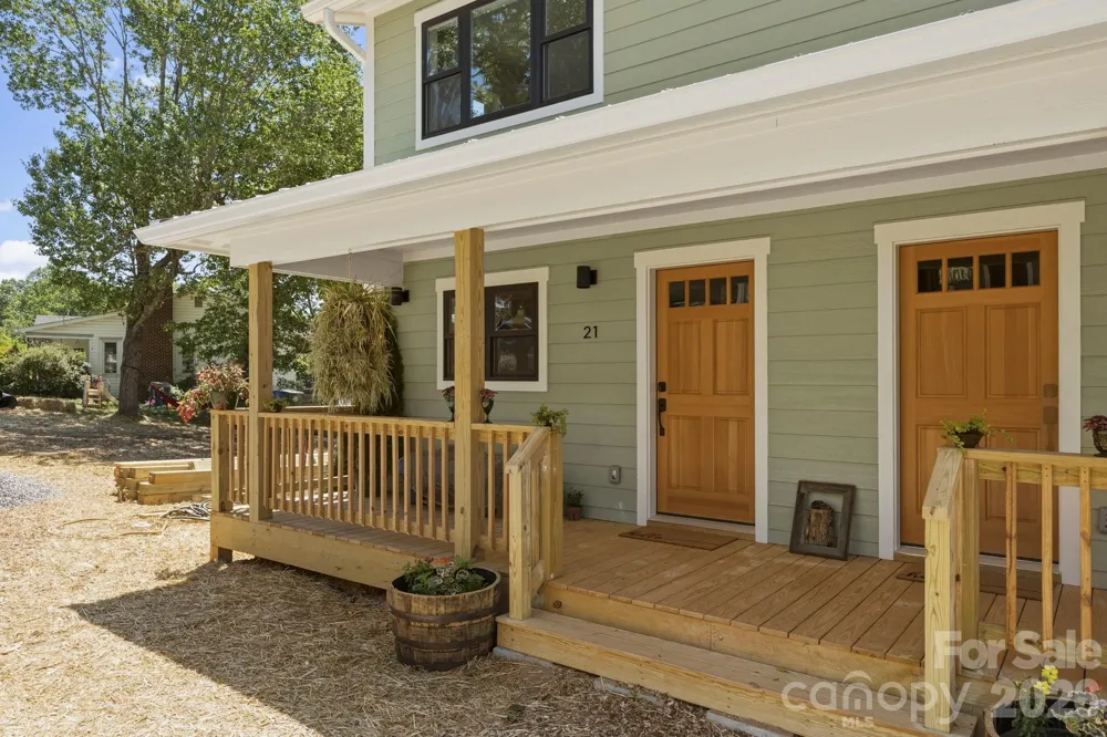 21 Fireside Drive Asheville, NC 28806